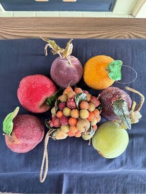 Beaded Fruit 7 Assorted Pieces Apples Pears